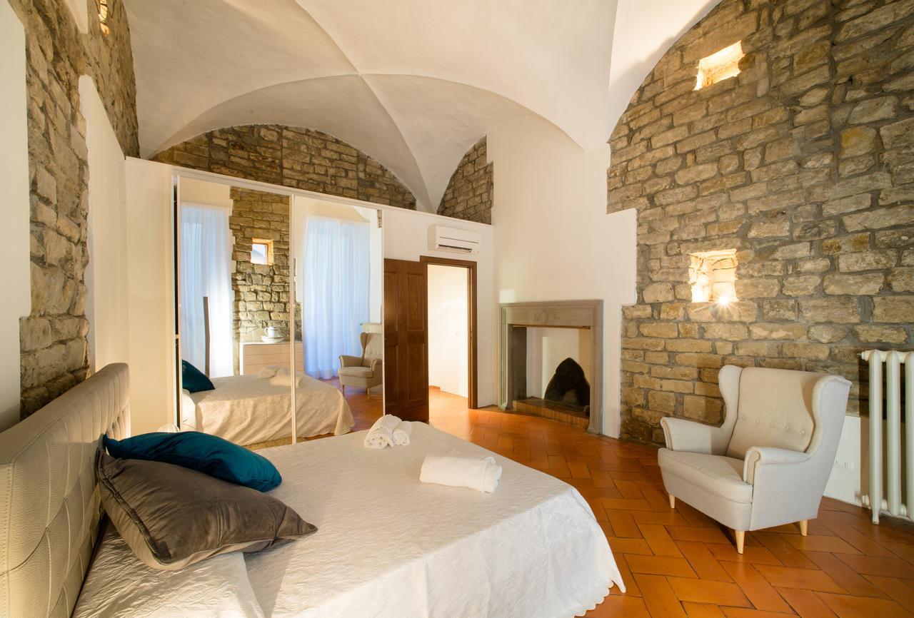 Apo1 Deluxe 2bdr Family By Ponte Vecchio Appartement Florence