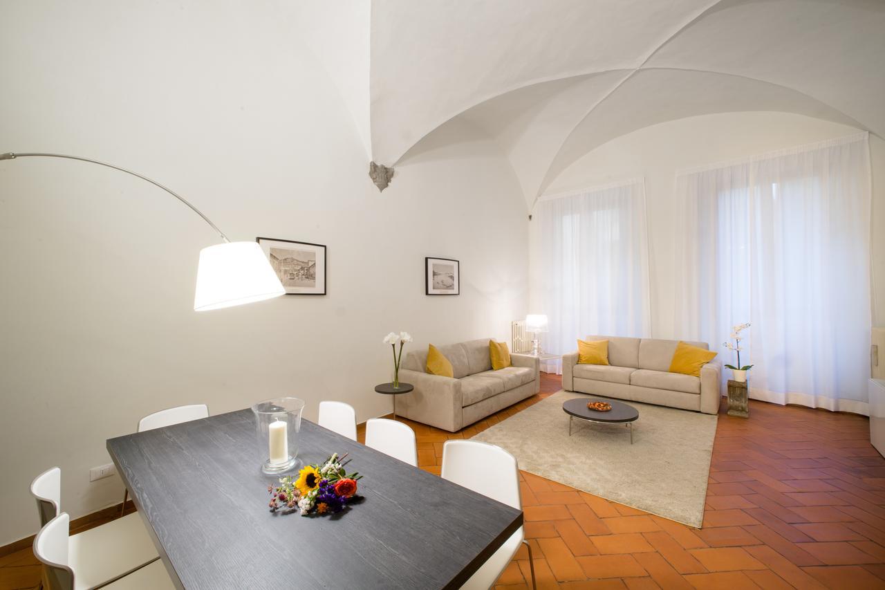 Apo1 Deluxe 2bdr Family By Ponte Vecchio Appartement Florence